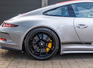 2016 PORSCHE 911 R