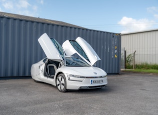 2015 VOLKSWAGEN XL1 - 1,824 MILES