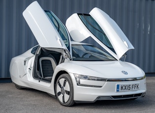 2015 VOLKSWAGEN XL1 - 1,824 MILES