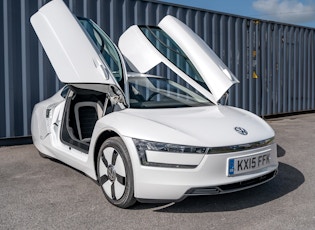 2015 VOLKSWAGEN XL1 - 1,824 MILES