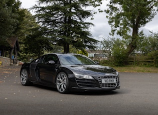 2009 AUDI R8 V10 - MANUAL