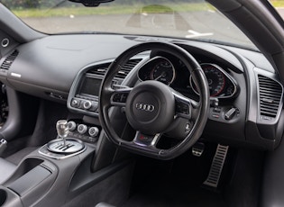 2009 AUDI R8 V10 - MANUAL