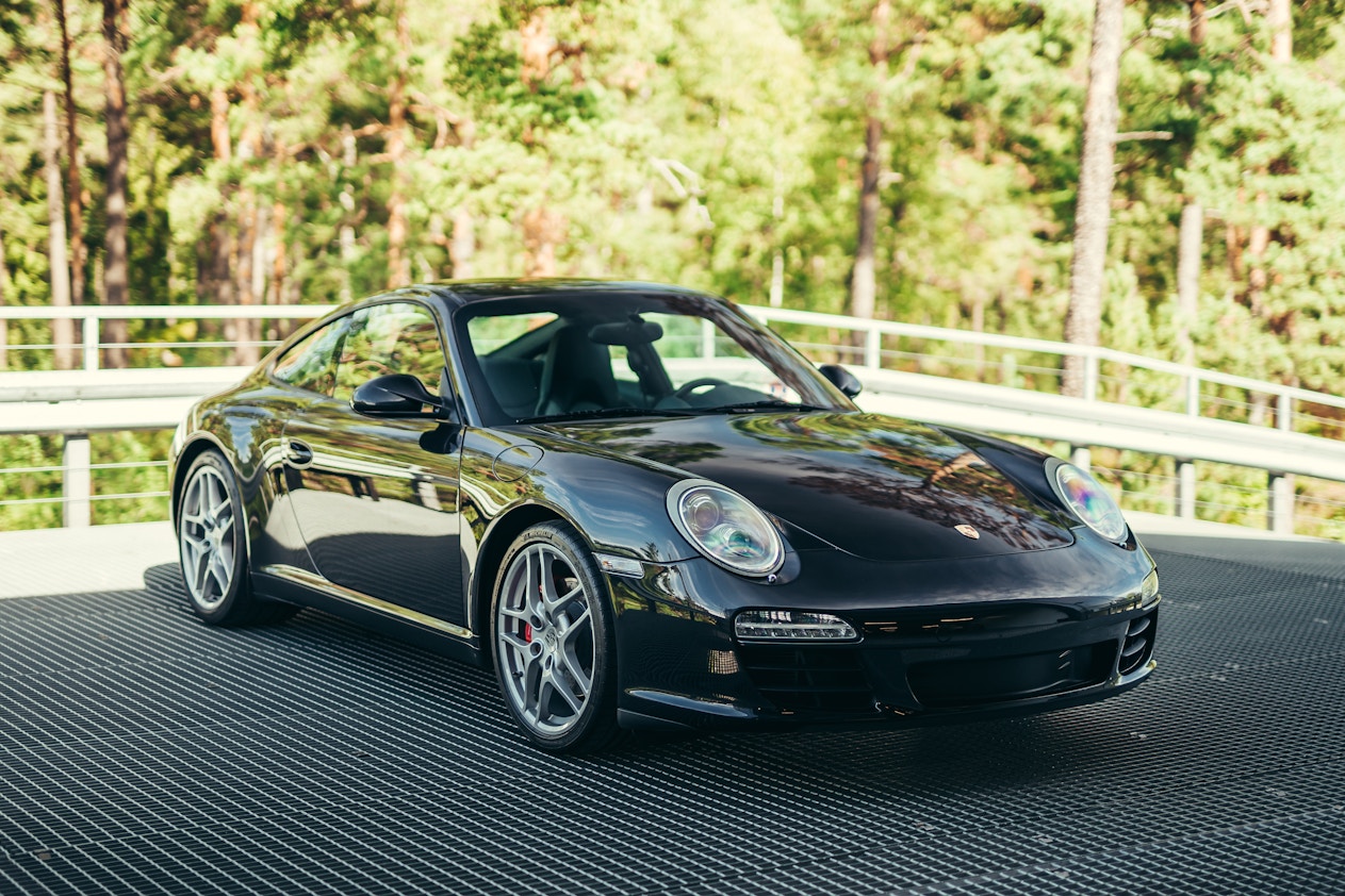 2010 Porsche 911 (997.2) Carrera S