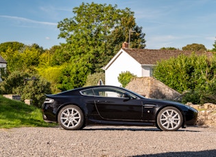 2014 ASTON MARTIN V8 VANTAGE