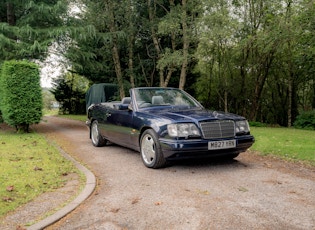 1995 MERCEDES-BENZ (W124) E220 CABRIOLET SPORTLINE 