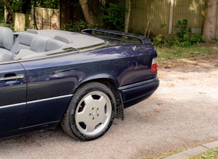 1995 MERCEDES-BENZ (W124) E220 CABRIOLET SPORTLINE 