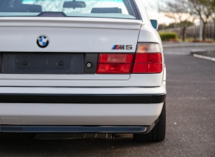 1992 BMW (E34) M5