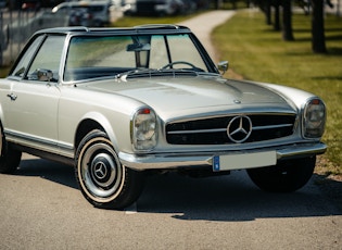 1968 Mercedes-Benz 230 SL Pagoda