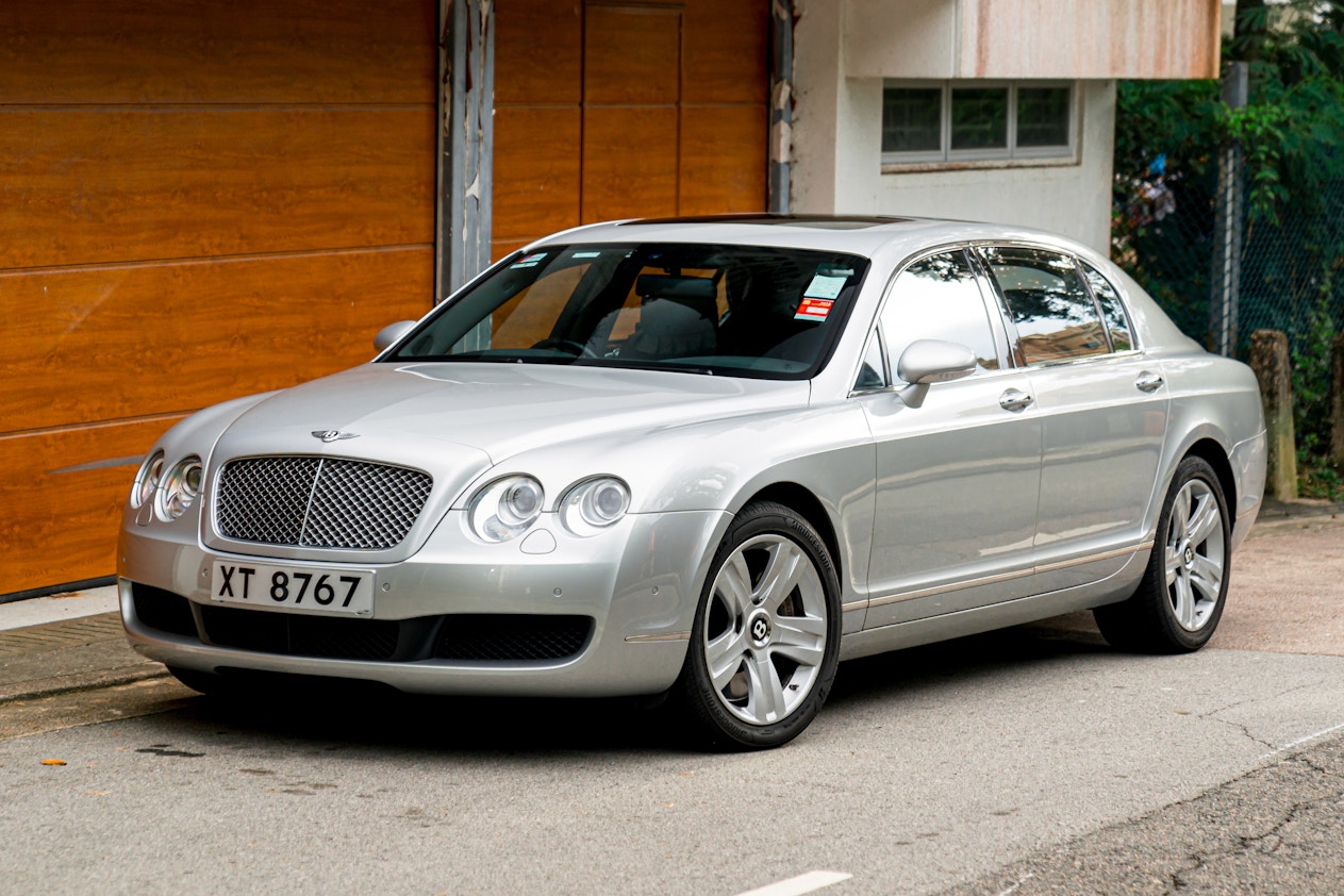 2008 BENTLEY CONTINENTAL FLYING SPUR - 33,902 KM
