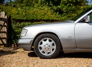 1996 MERCEDES-BENZ (W124) E220 CABRIOLET