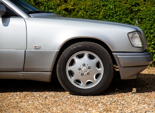 1996 MERCEDES-BENZ (W124) E220 CABRIOLET