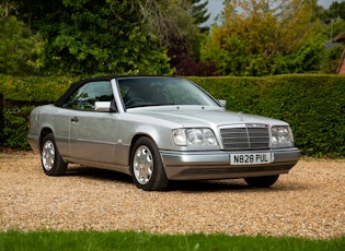 1996 MERCEDES-BENZ (W124) E220 CABRIOLET