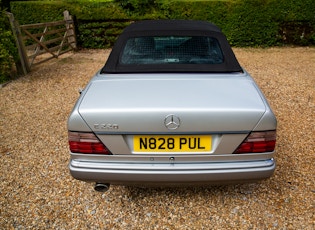 1996 MERCEDES-BENZ (W124) E220 CABRIOLET