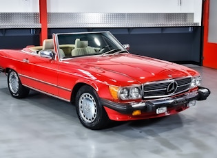 1988  MERCEDES-BENZ (R107) 560 SL