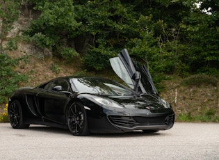 2013 MCLAREN MP4-12C 