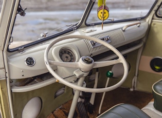 1965 VOLKSWAGEN TYPE 2 (T1) SPLITSCREEN CAMPERVAN