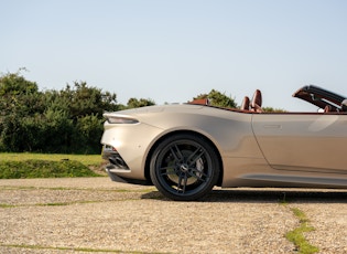 2019 ASTON MARTIN DBS SUPERLEGGERA VOLANTE