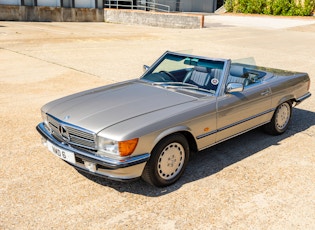 1988 MERCEDES-BENZ (R107) 300 SL - 56,339 miles 