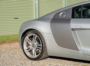 2008 AUDI R8 4.2 V8 - MANUAL