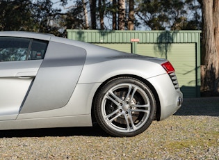 2008 AUDI R8 4.2 V8 - MANUAL