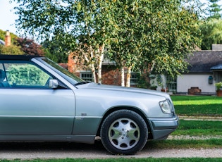 1996 Mercedes-Benz (W124) E320 Sportline Cabriolet - 17,637 Miles