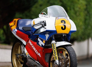 1989 Honda VFR-750R RC30 Race Bike