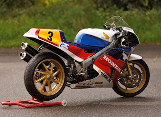 1989 Honda VFR-750R RC30 Race Bike