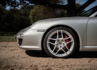 2010 Porsche 911 (997.2) Carrera S - Manual