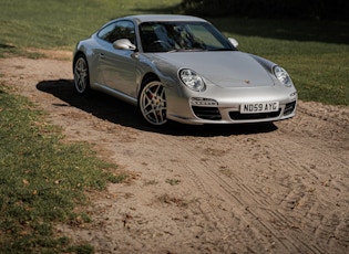 2010 Porsche 911 (997.2) Carrera S - Manual