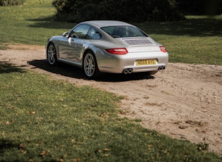 2010 Porsche 911 (997.2) Carrera S - Manual