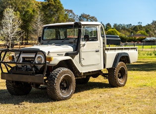 1975 Toyota HJ45 Land Cruiser - Pick Up