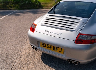 2005 Porsche 911 (997) Carrera S - Manual