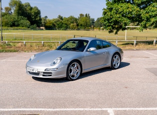 2005 Porsche 911 (997) Carrera S - Manual