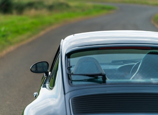 1995 Porsche 911 (993) Carrera - Manual