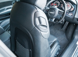 2010 Audi R8 V8 - Manual 