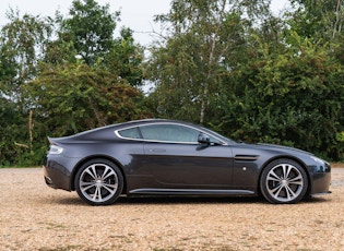 2009 ASTON MARTIN V12 VANTAGE - MANUAL