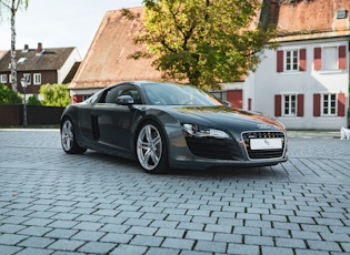 2009 Audi R8 V8 - Manual