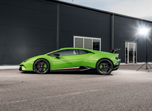 2017 Lamborghini Huracan Performante