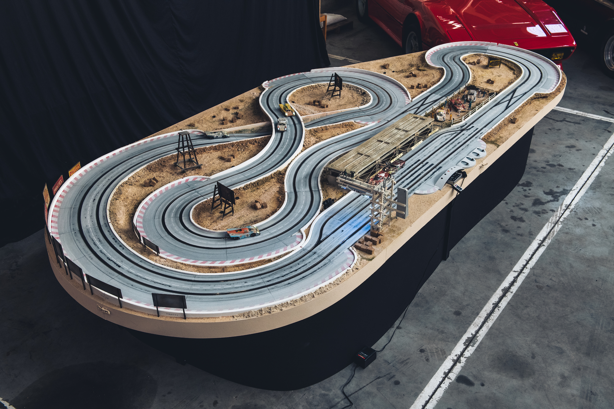 Carrera digital store slot car track