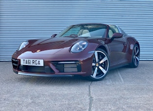 2021 Porsche 911 (992) Targa 4s - Heritage Design Edition - 19 miles