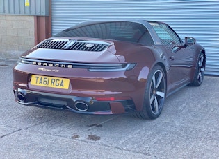 2021 Porsche 911 (992) Targa 4s - Heritage Design Edition - 19 miles