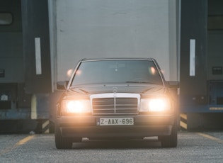 1992 Mercedes-Benz (W124) 260 E 