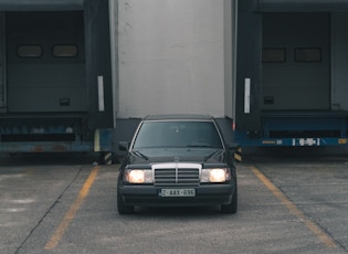 1992 Mercedes-Benz (W124) 260 E 