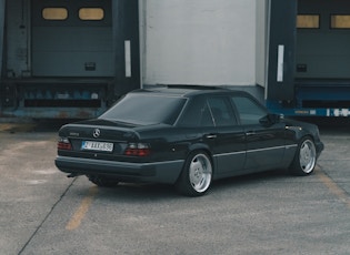 1992 Mercedes-Benz (W124) 260 E 