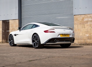 2014 Aston Martin Vanquish Carbon Edition