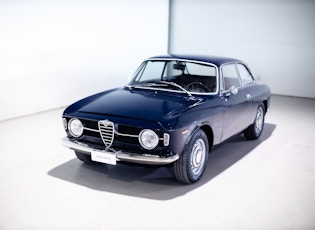 1970 Alfa Romeo Giulia GT 1300 Junior  - 1600 ENGINE