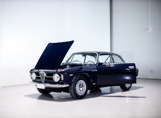 1970 Alfa Romeo Giulia GT 1300 Junior  - 1600 ENGINE