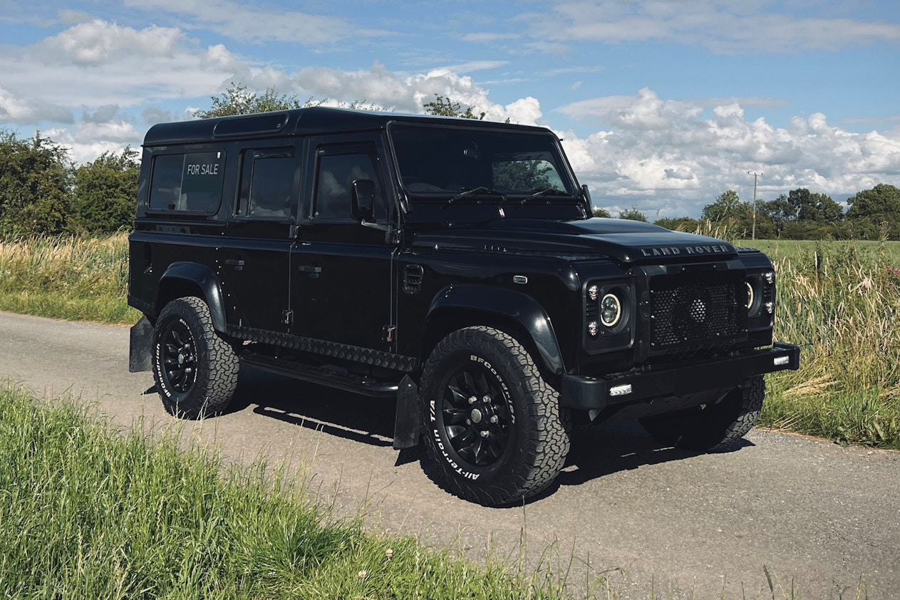 2013 Land Rover Defender 110 XS Station Wagon