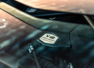 2012 Lamborghini Aventador LP700-4 - 122 KM