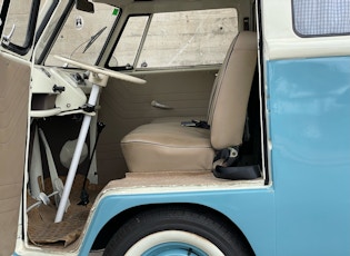 1975 Volkswagen Type 2 (T1) 15-Window Splitscreen Campervan